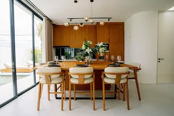 garden villa pererenan by breig