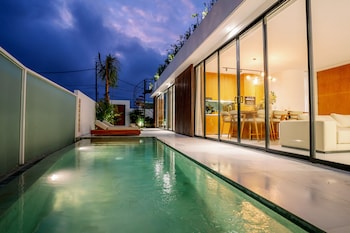 garden villa pererenan by breig
