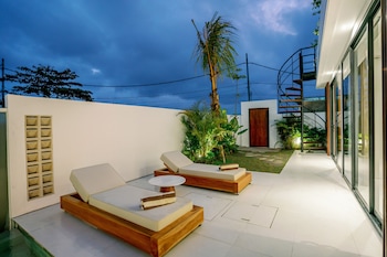 garden villa pererenan by breig
