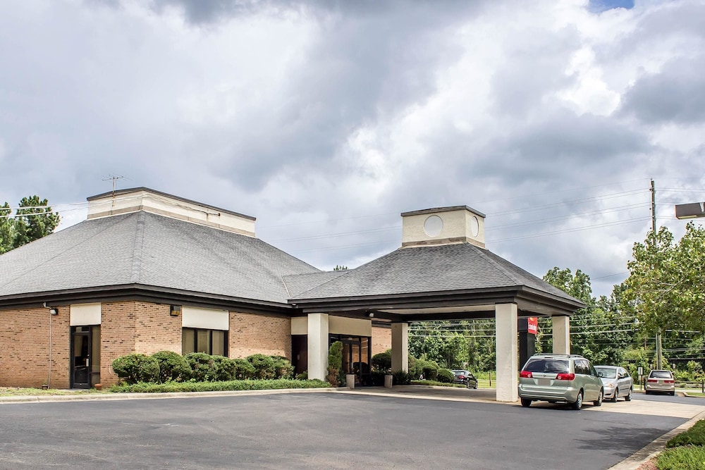 Red Roof Inn Sanford,North Carolina>>Sanford,3 star