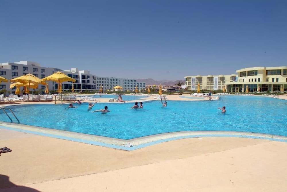 amarina star resort and aqua park