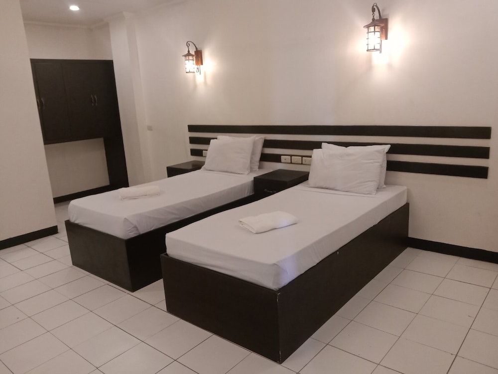 hotel benjamin naval