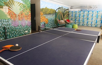 waikiki beachside hostel