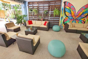 waikiki beachside hostel