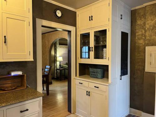 historic twin tudors inn