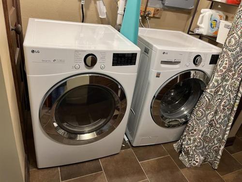 historic twin tudors inn