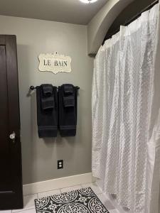 historic twin tudors inn