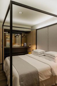 momax hotel