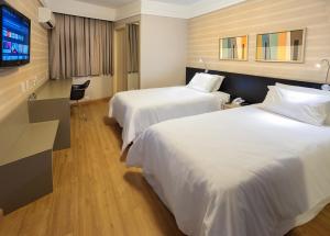 momax hotel