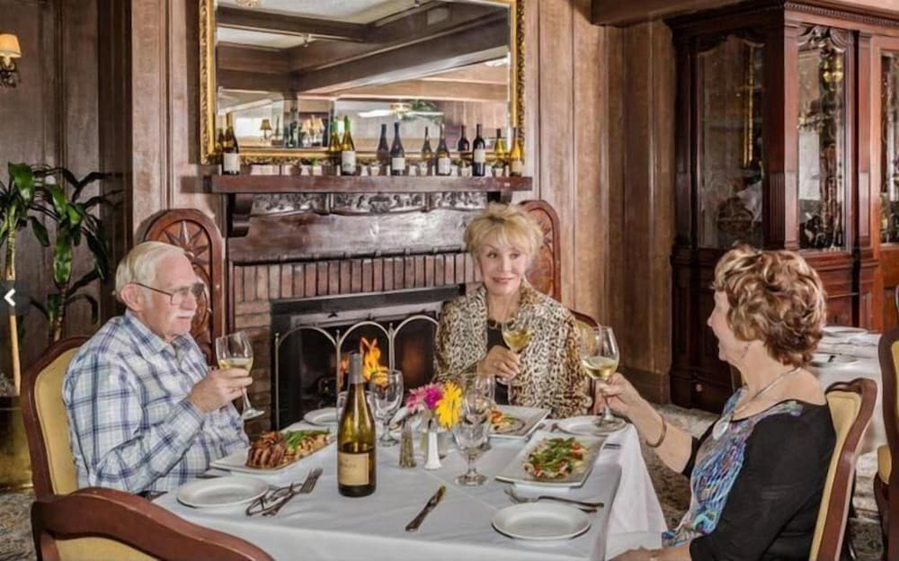 historic santa maria inn