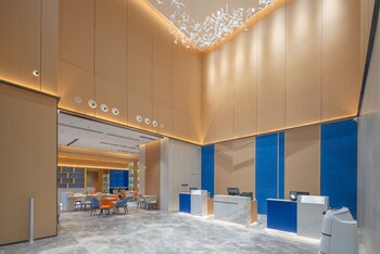 Holiday Inn Express Changsha Yuhua, An Ihg Hotel,,3 star