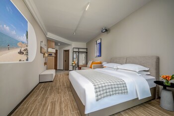 poltton international hotel