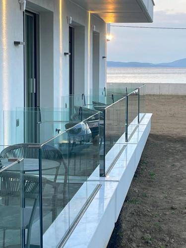 balance accommodation