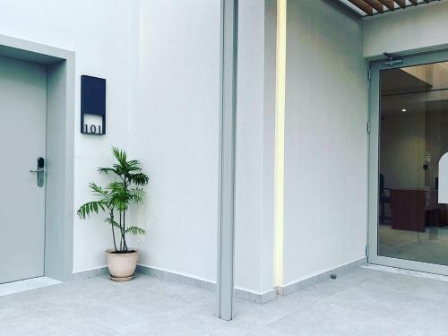 balance accommodation