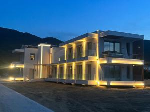 balance accommodation
