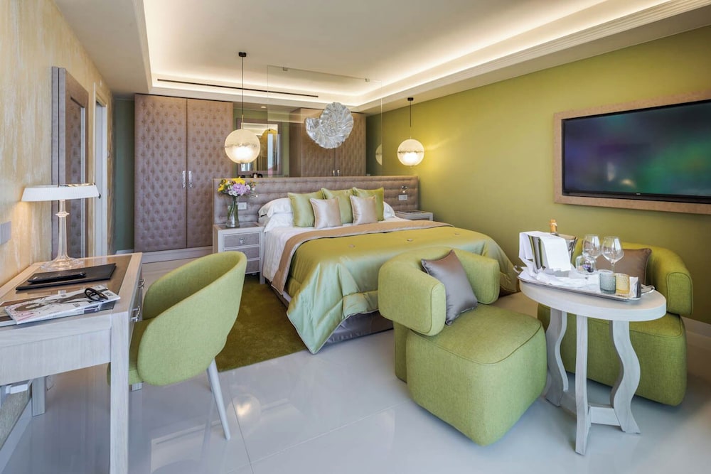 cala beach resort