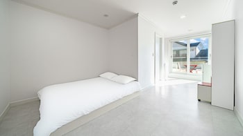 gangneung lacblanc pension
