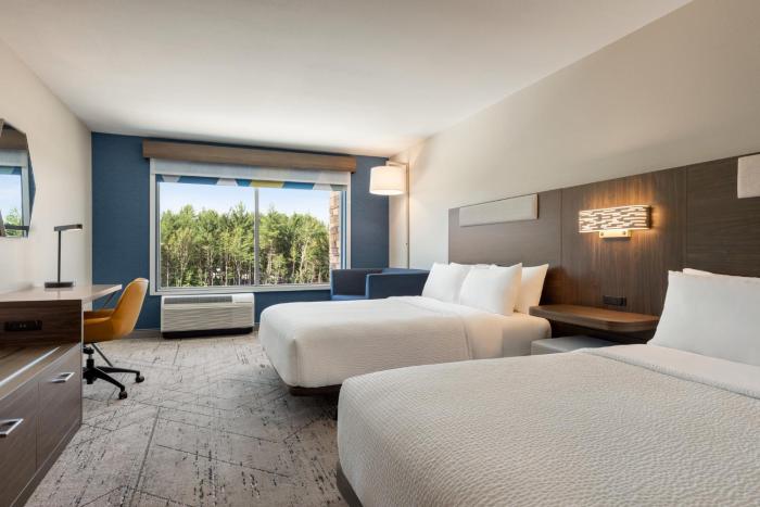 holiday inn express and suites rhinelander an ihg hotel