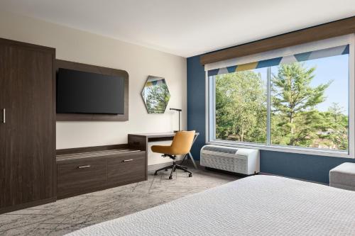 holiday inn express and suites rhinelander an ihg hotel