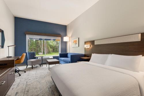holiday inn express and suites rhinelander an ihg hotel