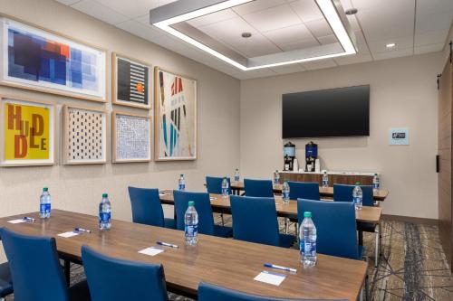 holiday inn express and suites rhinelander an ihg hotel
