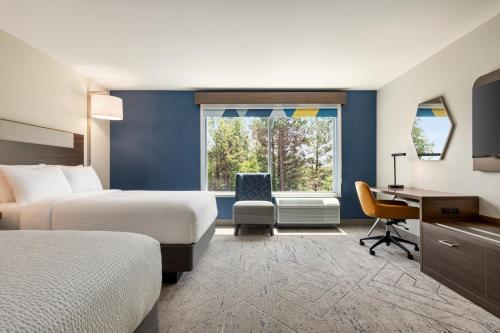 holiday inn express and suites rhinelander an ihg hotel
