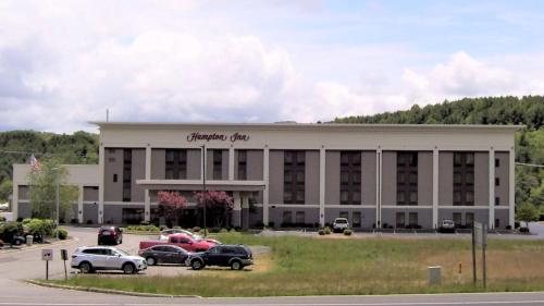 hampton inn hillsville