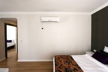 azuu hotel