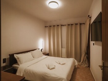 elati leisure suites and apartments