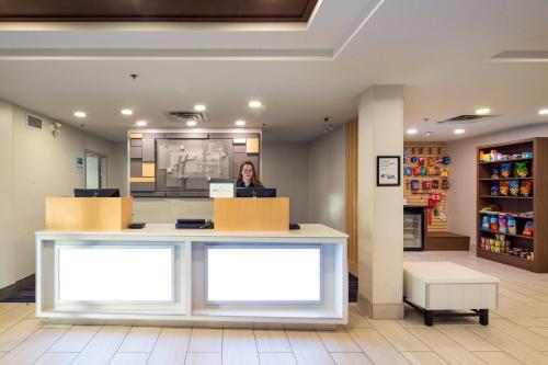 holiday inn express hotel and suites hinton by ihg