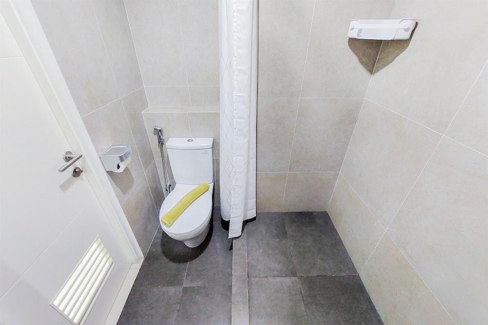 best deal and homey 1br the ayoma apartment