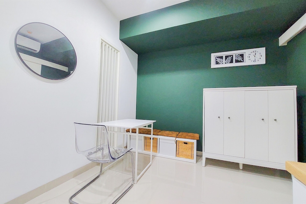 best deal and homey 1br the ayoma apartment