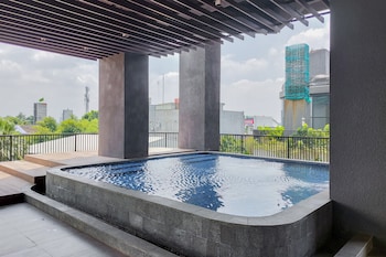 best deal and homey 1br the ayoma apartment
