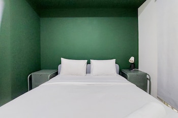 best deal and homey 1br the ayoma apartment