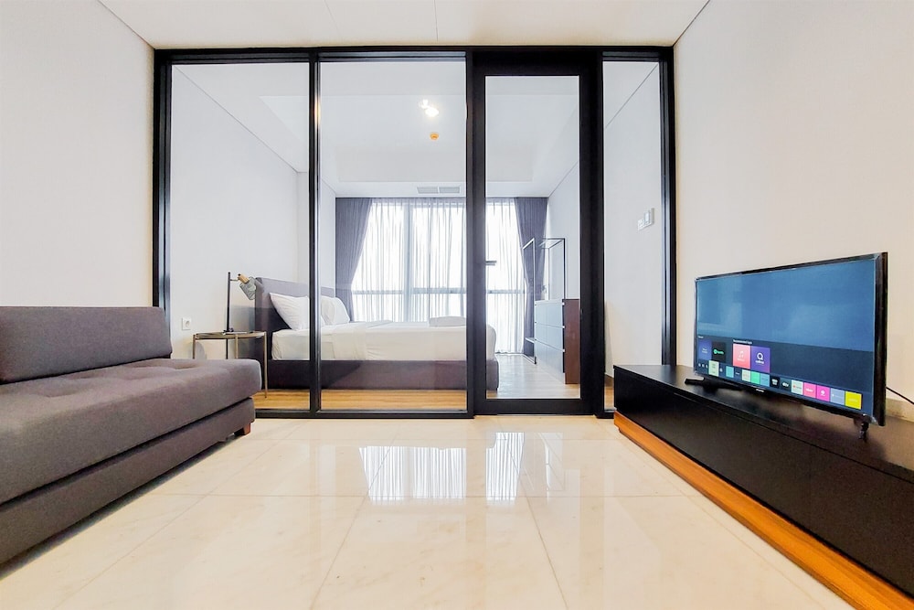 comfort living and homey 1br the smith alam sutera apartment