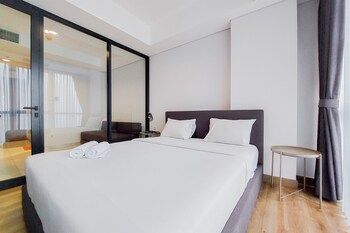 comfort living and homey 1br the smith alam sutera apartment