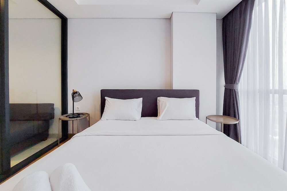 comfort living and homey 1br the smith alam sutera apartment