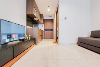 comfort living and homey 1br the smith alam sutera apartment
