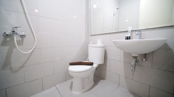 compact and homey 2br at benson supermall mansion apartment