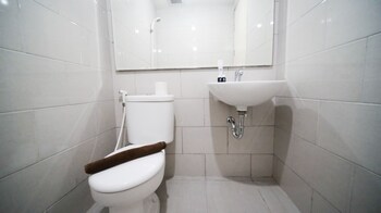 compact and homey 2br at benson supermall mansion apartment