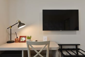 oakwood hotel and residence bangkok