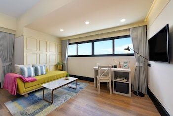 oakwood hotel and residence bangkok