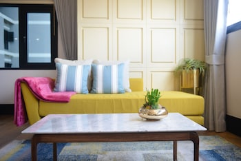 oakwood hotel and residence bangkok