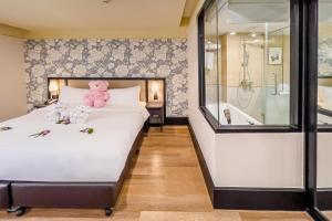 oakwood hotel and residence bangkok