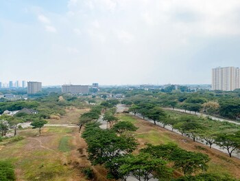 cozy and minimalist 1br oasis cikarang apartment