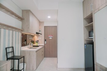 good choice and homey studio apartment at b residence