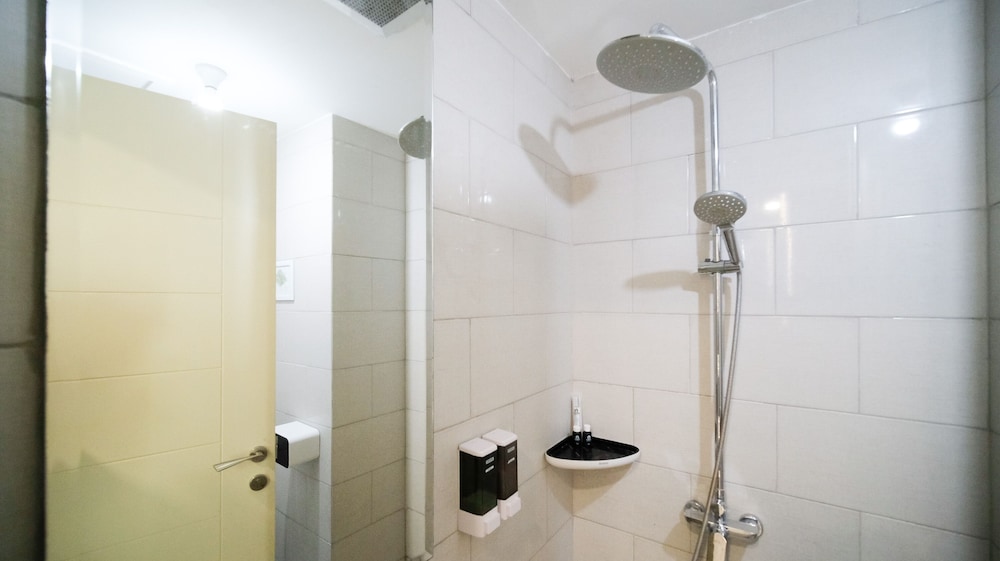 modern and cozy studio at benson supermall mansion apartment