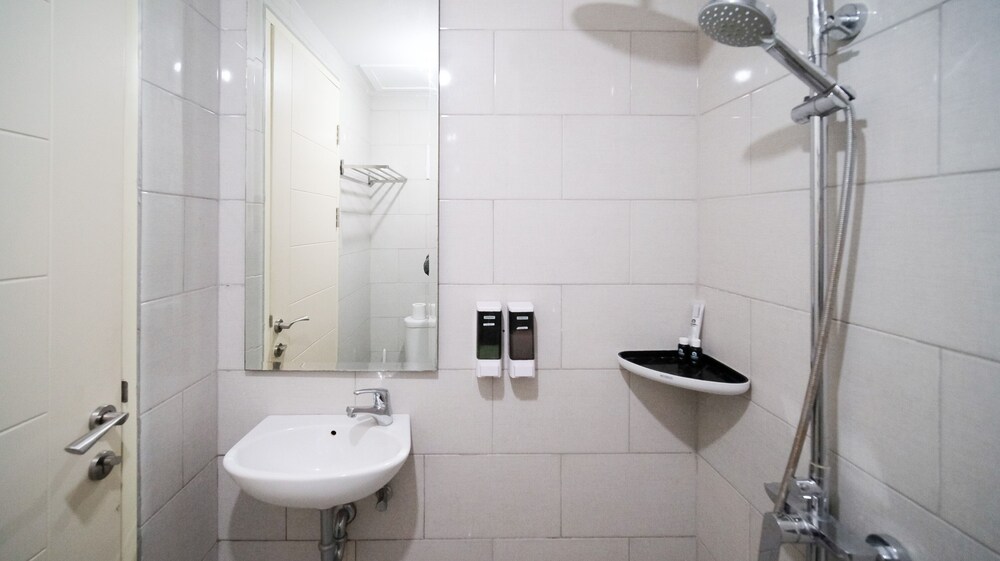 modern and cozy studio at benson supermall mansion apartment