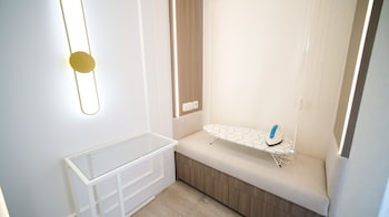 modern and cozy studio at benson supermall mansion apartment