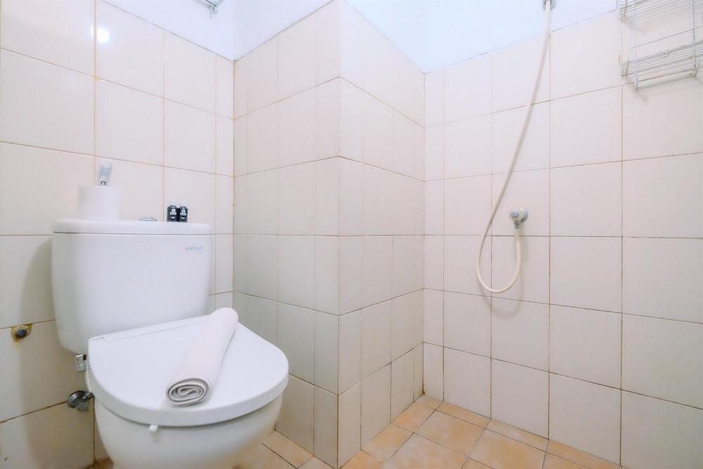 simply look studio at mont blanc bekasi apartment